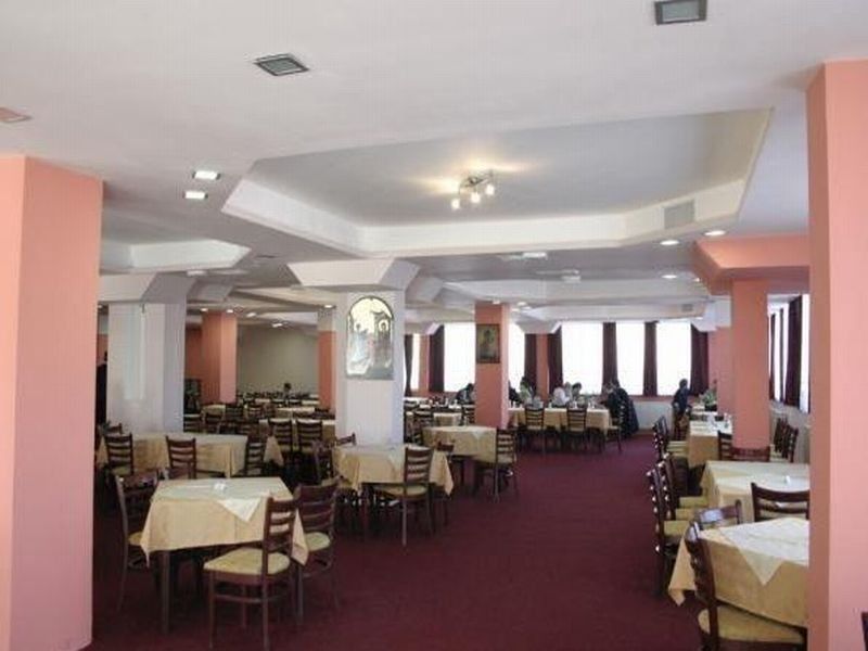 Hotel Istatov Nov Dojran Restaurace fotografie